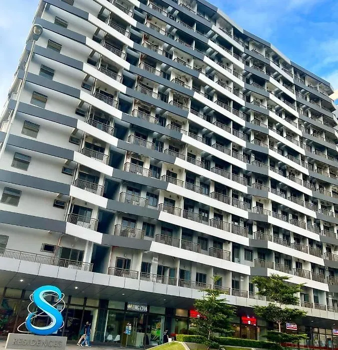 Serene Suites At S Residences Moa Complex-1